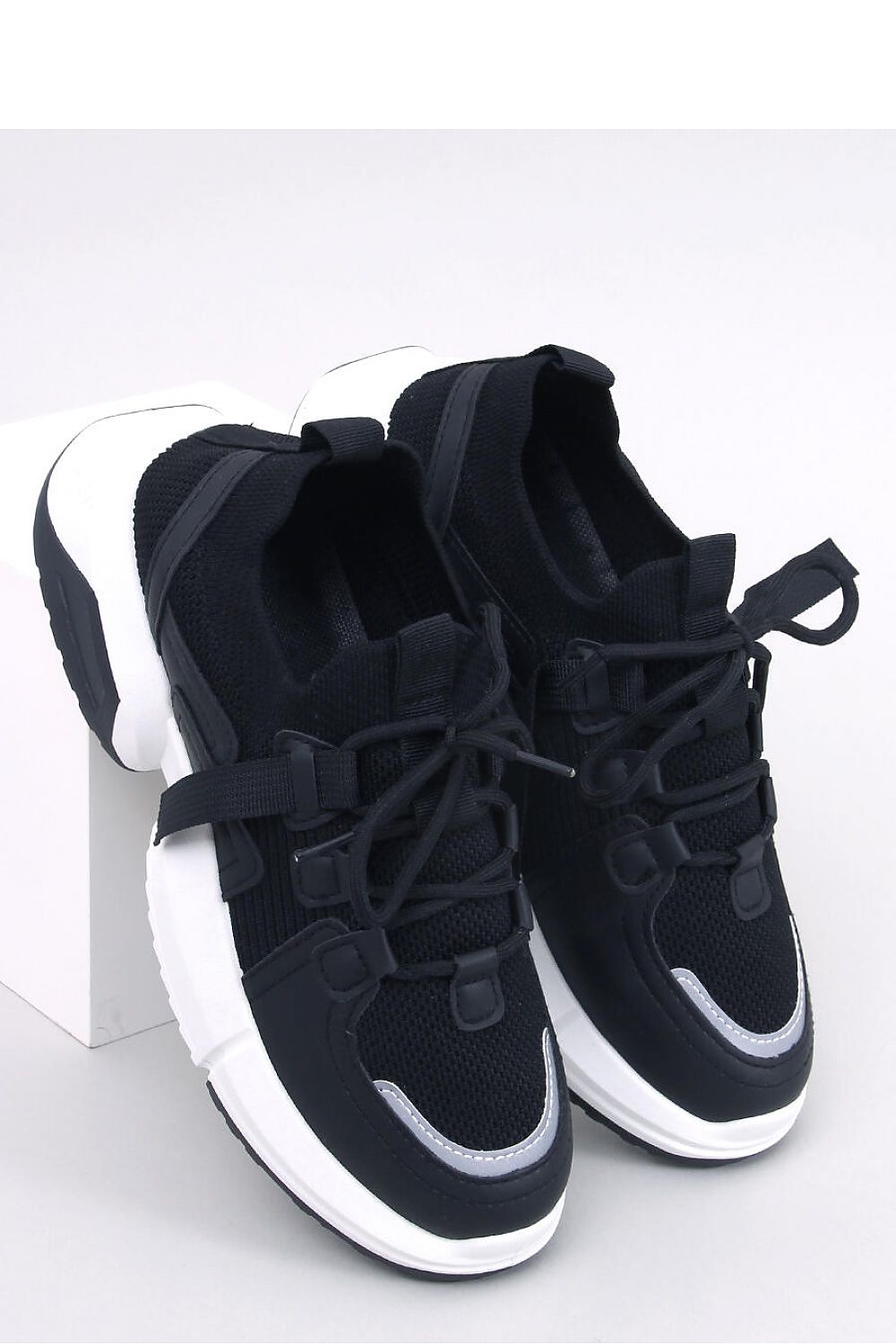 Sportschuhe Model 184272 Inello