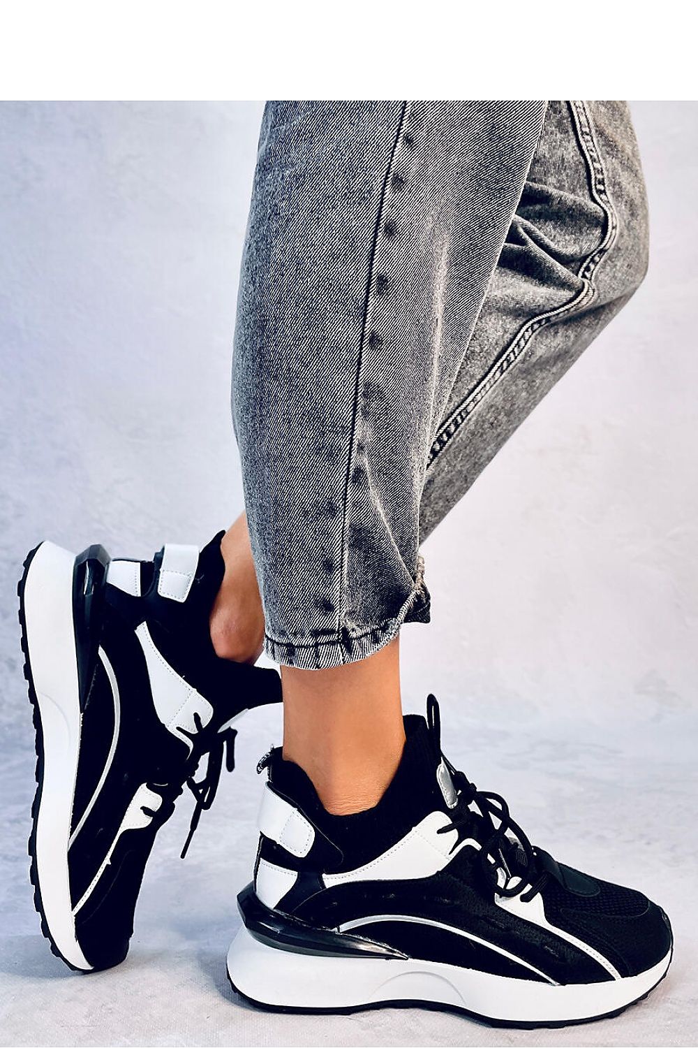 Sportschuhe Model 184352 Inello