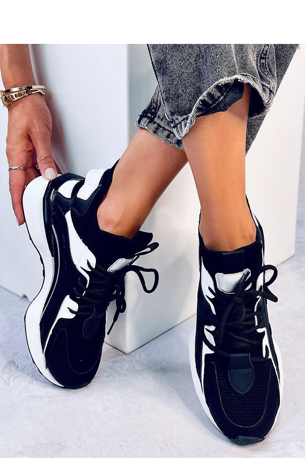 Sportschuhe Model 184352 Inello