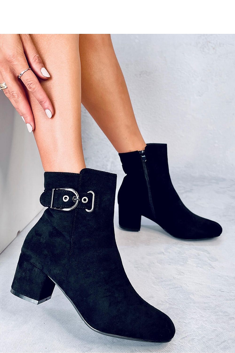 Stiefeletten mit Absatz Model 184471 Inello