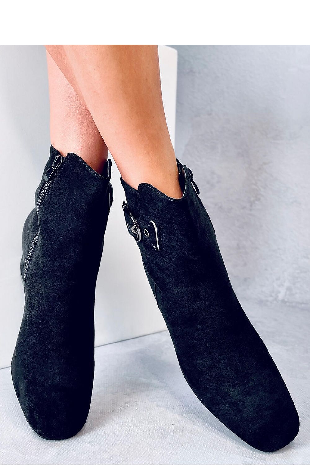 Stiefeletten mit Absatz Model 184471 Inello