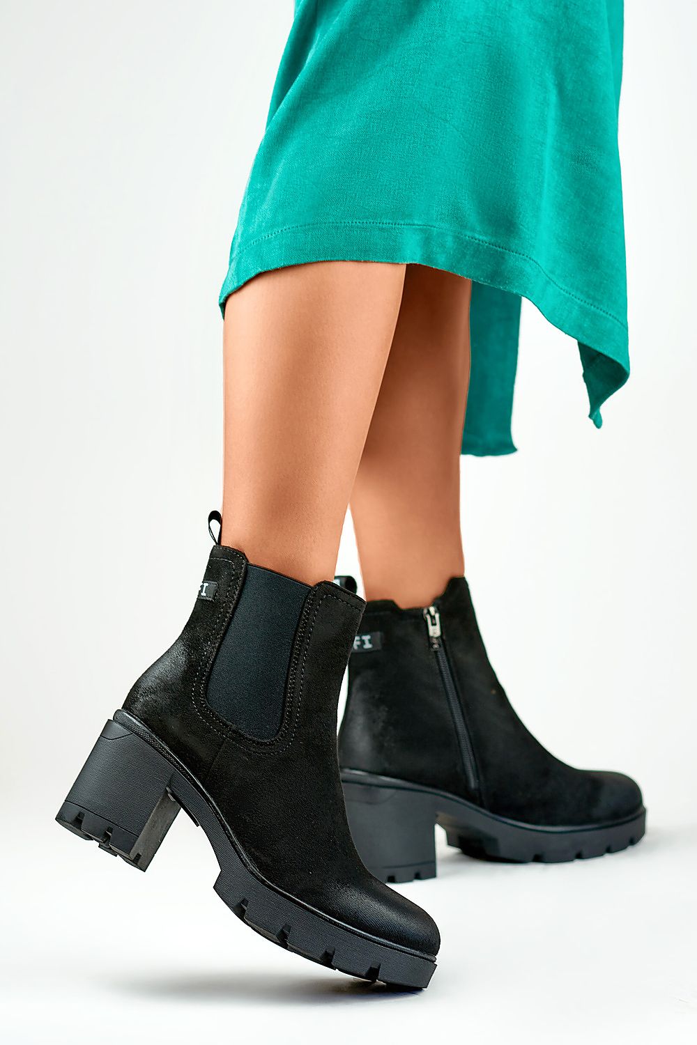 Stiefeletten mit Absatz Model 184619 PRIMO