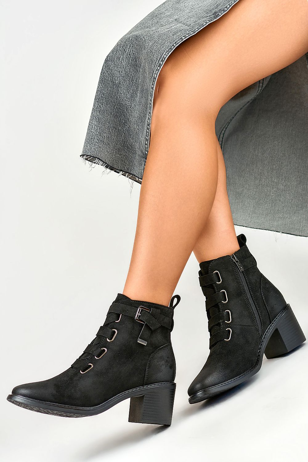 Stiefeletten mit Absatz Model 184627 PRIMO