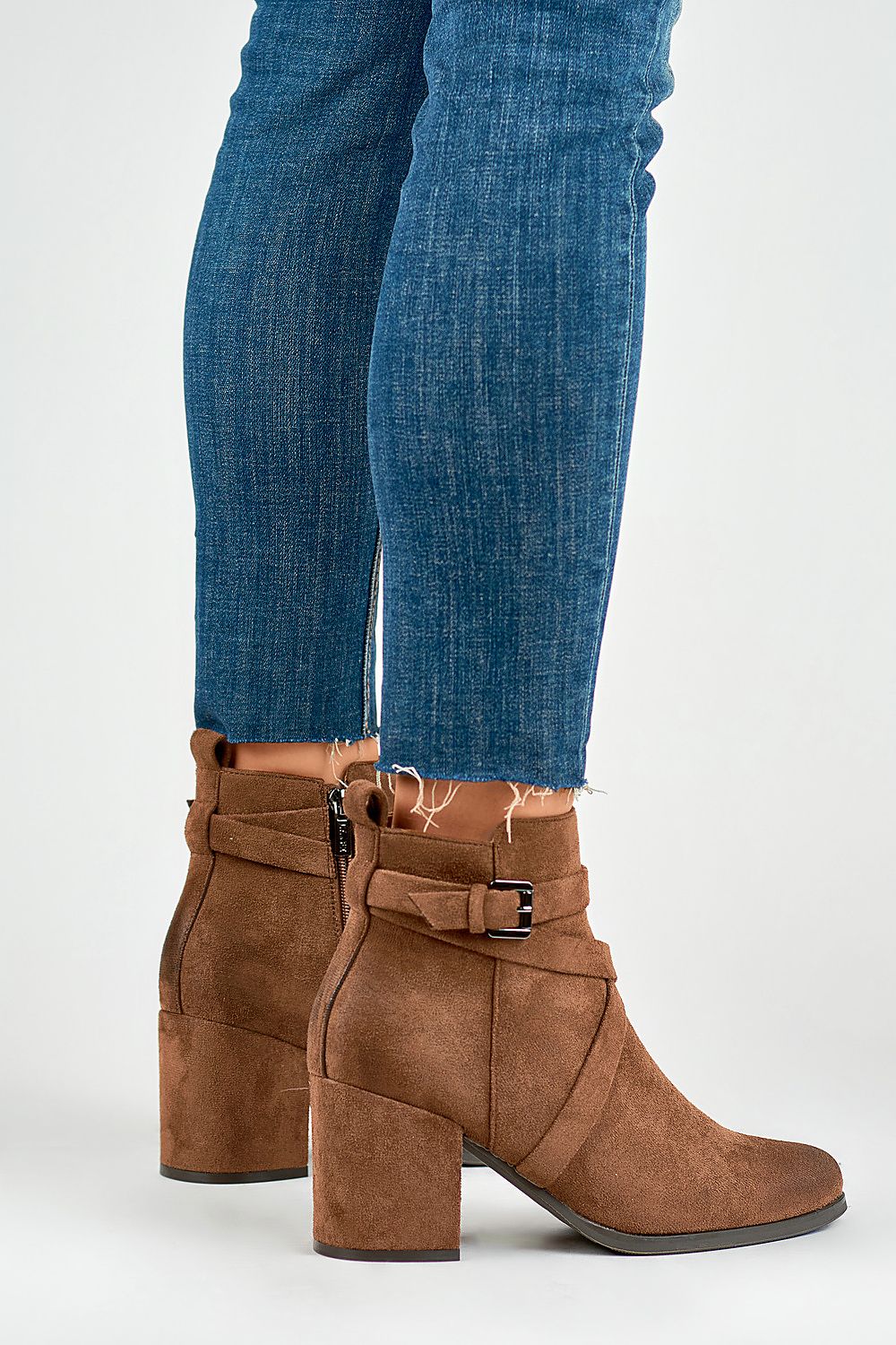 Stiefeletten mit Absatz Model 184855 PRIMO