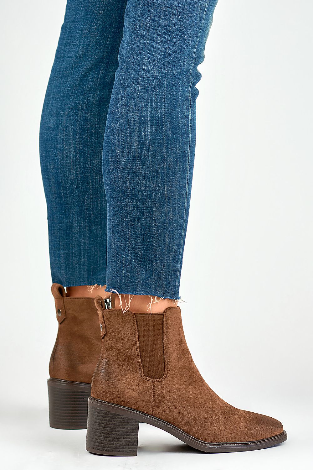 Stiefeletten mit Absatz Model 184856 PRIMO