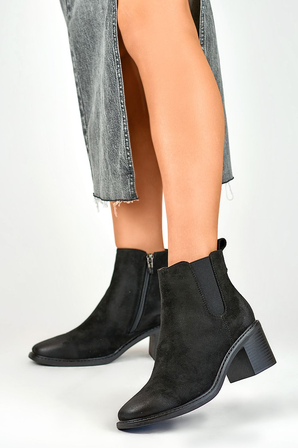 Stiefeletten mit Absatz Model 184857 PRIMO