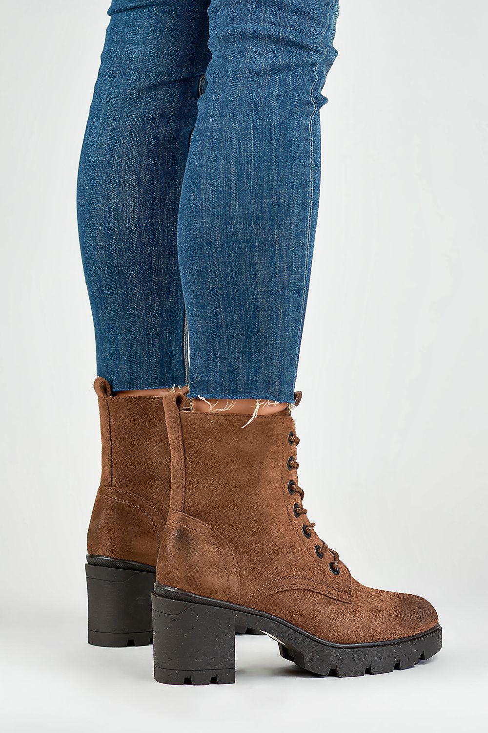 Stiefeletten mit Absatz Model 184858 PRIMO