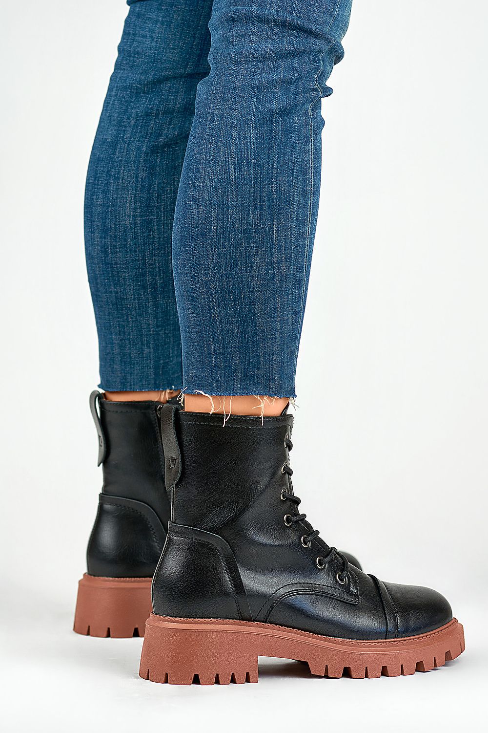 Boot Model 185167 PRIMO