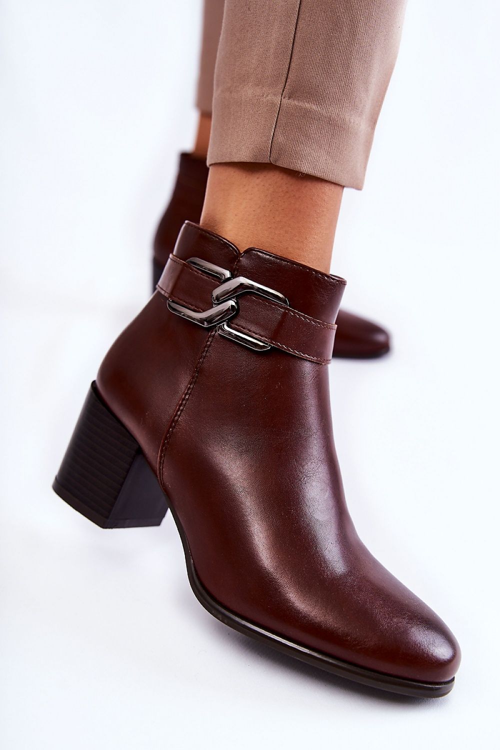 Stiefeletten mit Absatz Model 185431 Step in style