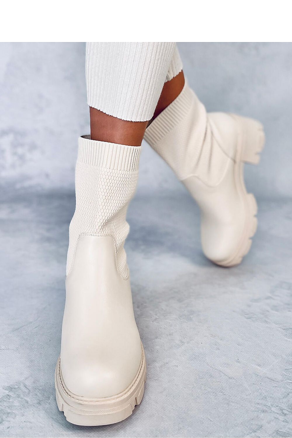 Stiefeletten mit Absatz Model 186282 Inello