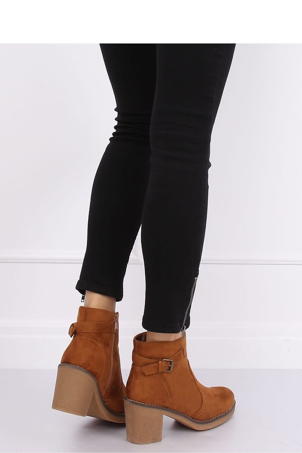 Stiefeletten mit Absatz Model 135431 Inello