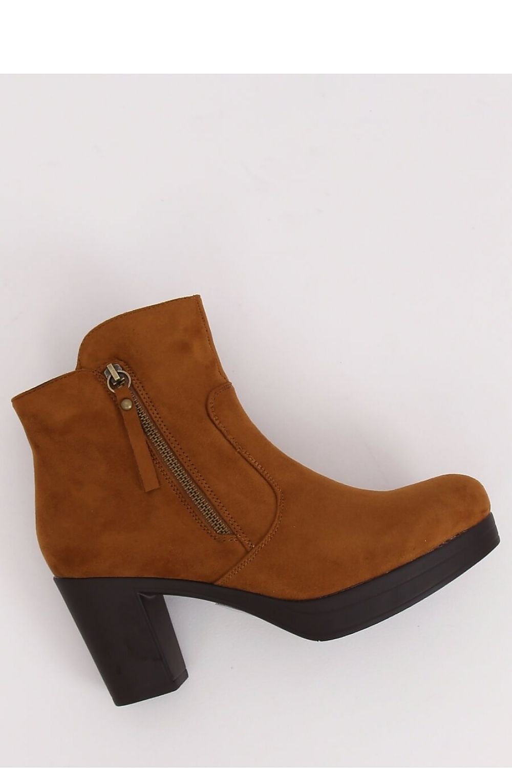 Stiefeletten mit Absatz Model 135574 Inello