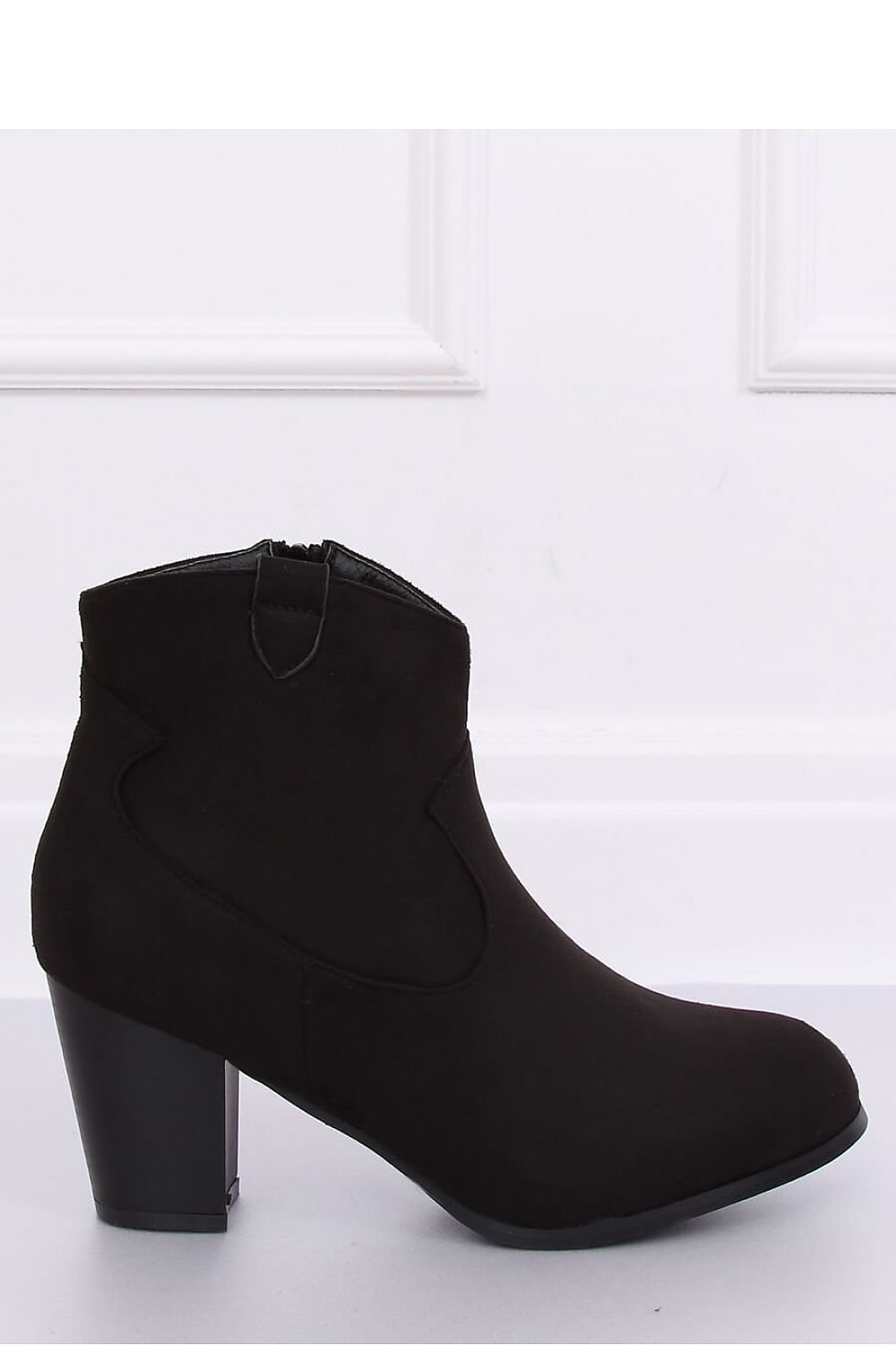 Stiefeletten mit Absatz Model 135829 Inello