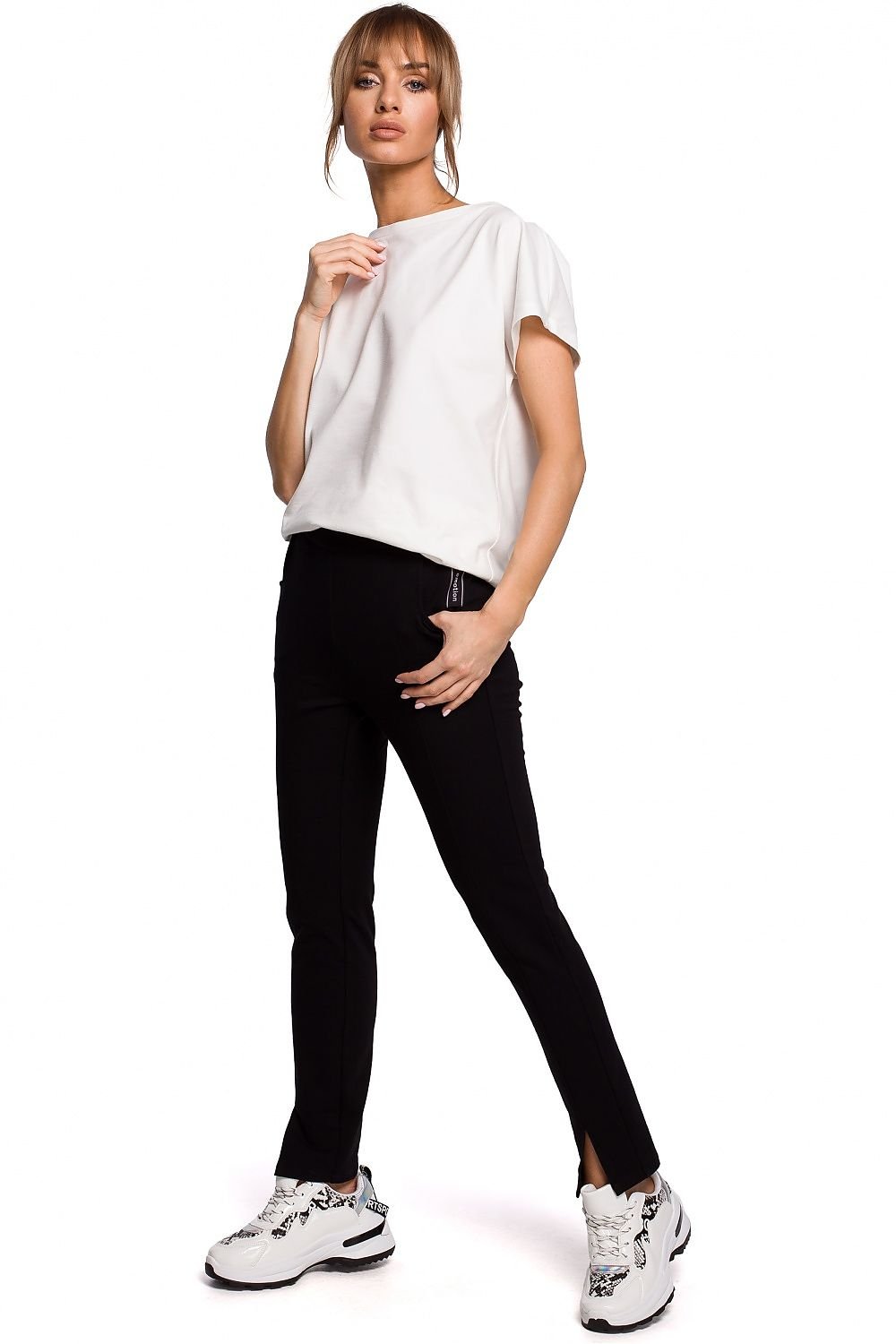 Lange Hose Model 142268 Moe