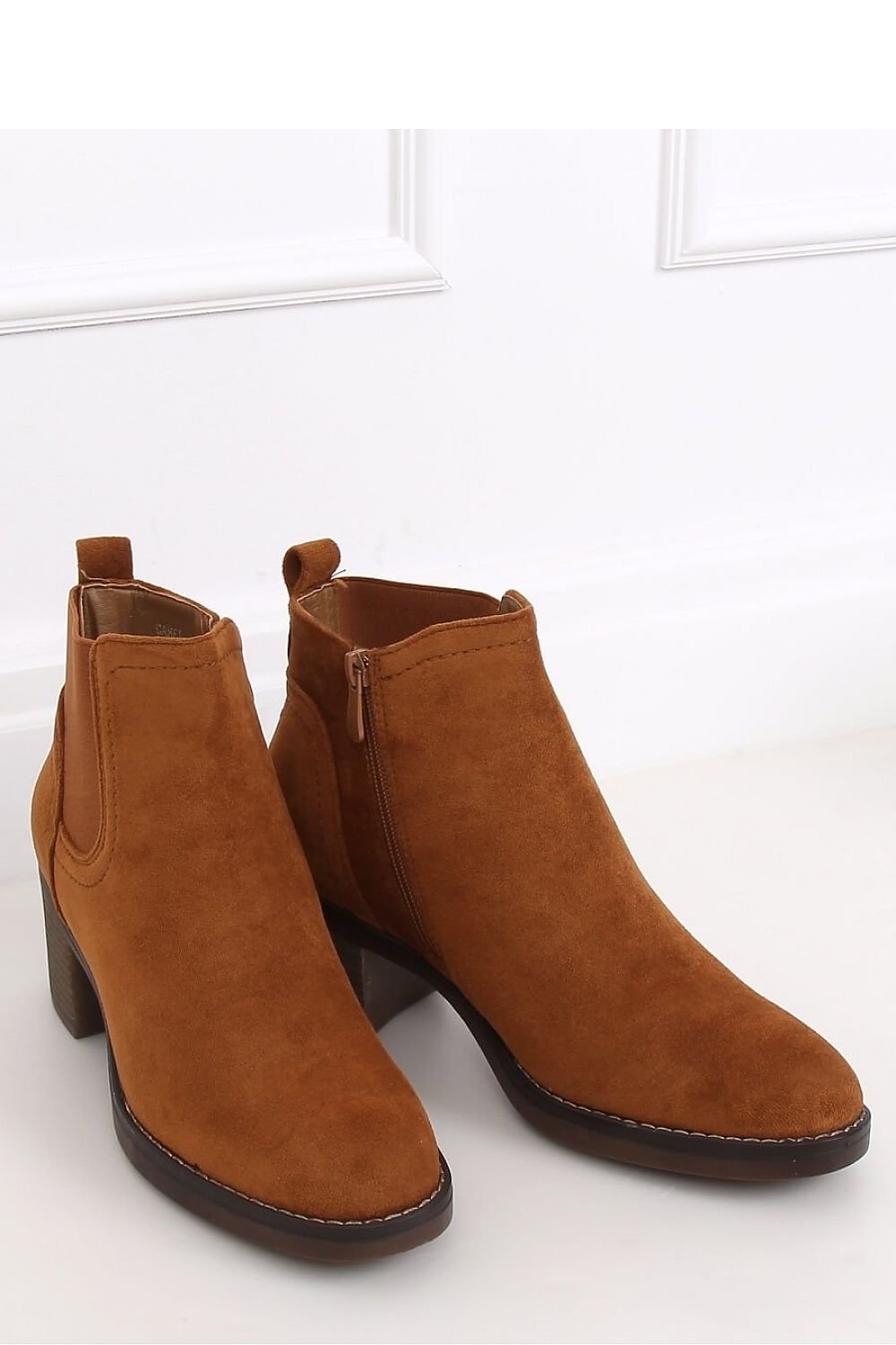 Stiefeletten mit Absatz Model 146817 Inello