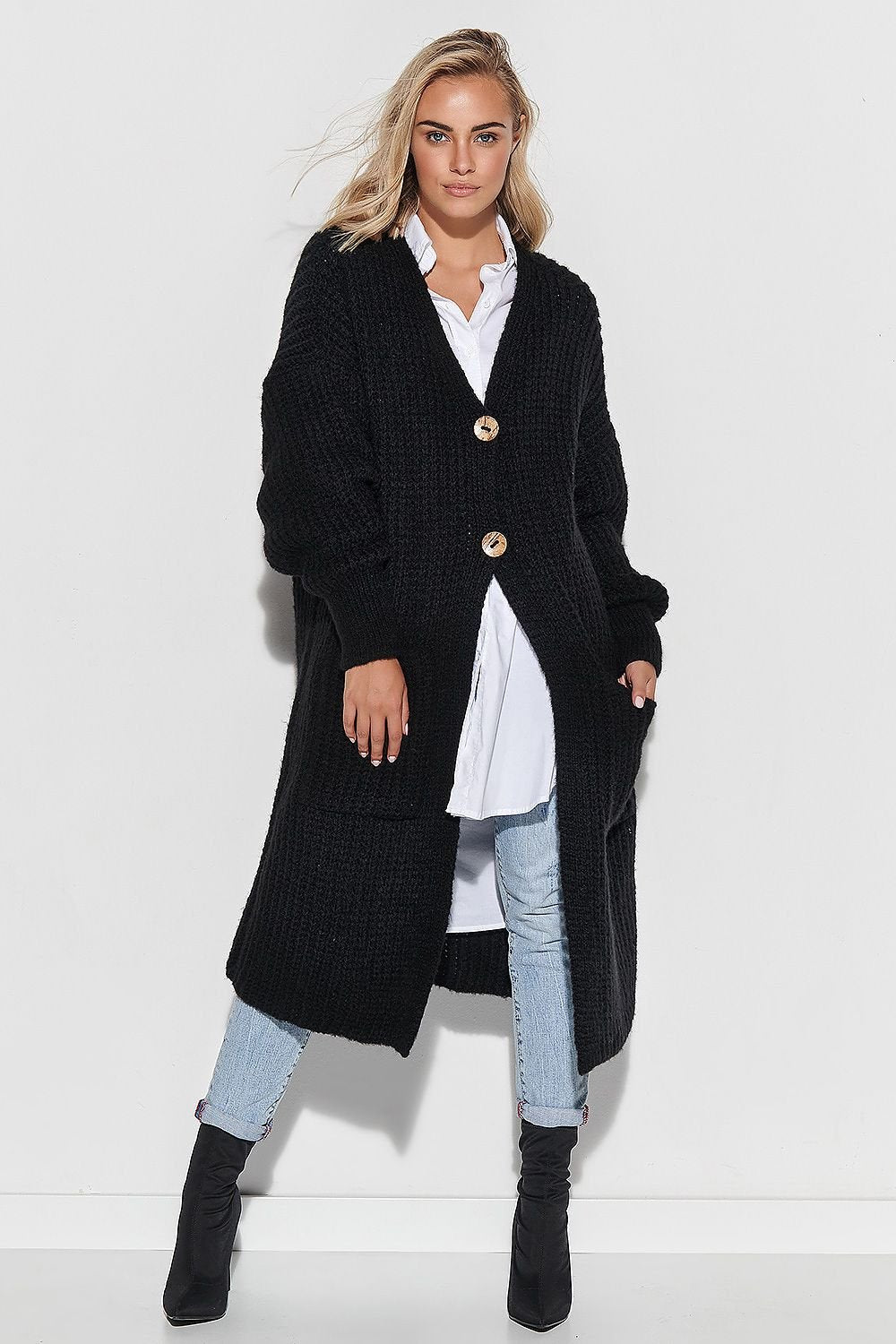 Cardigan Model 148885 Makadamia