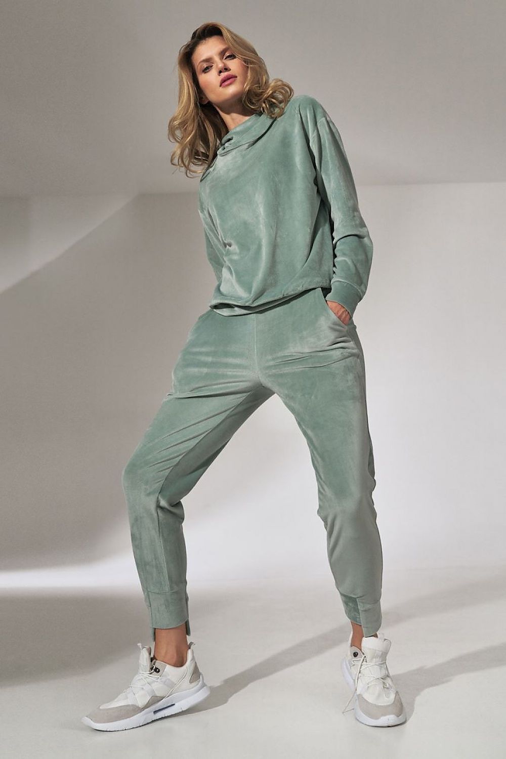 Sportanzug Hosen Model 151806 Figl