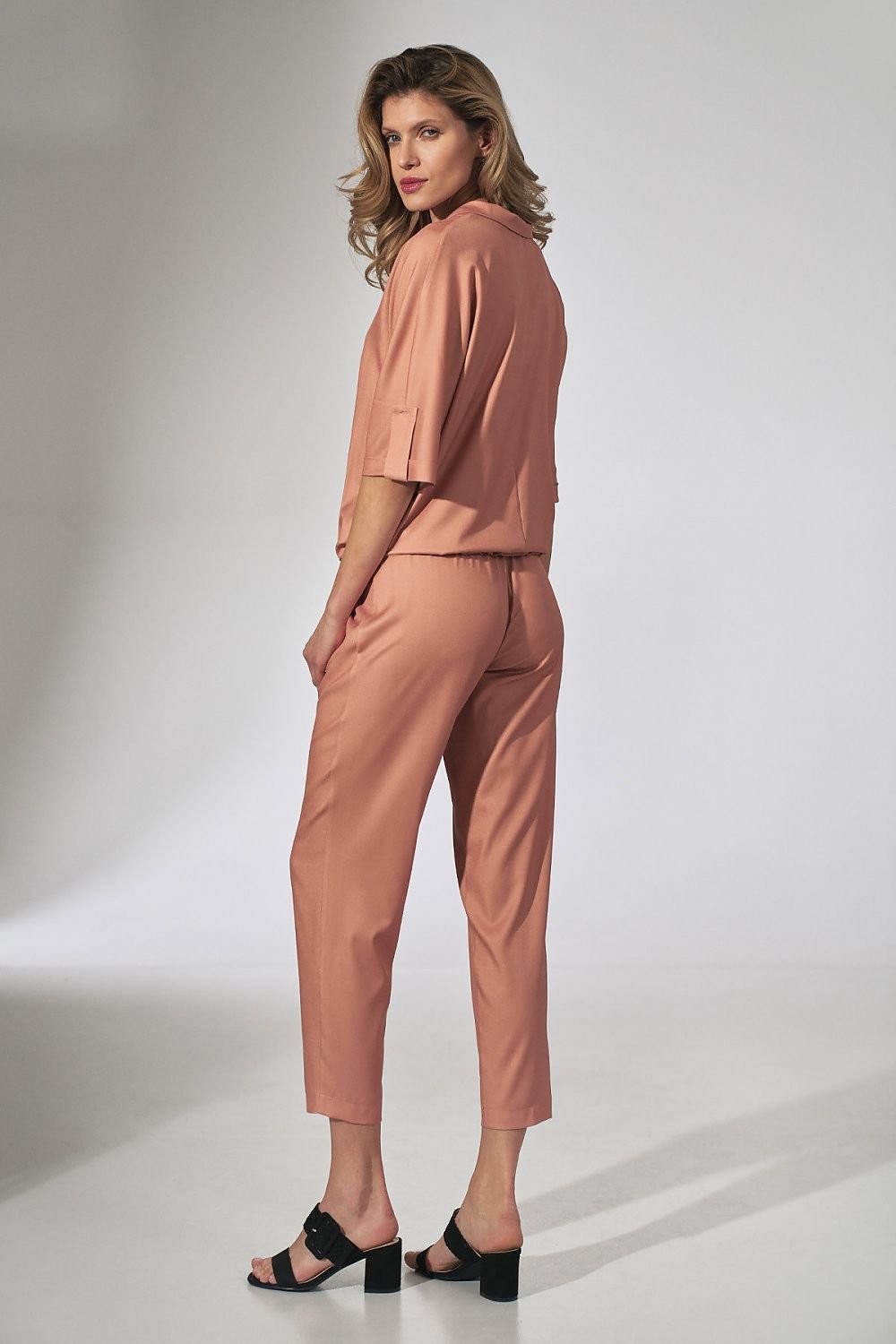 Damen Hose Model 151817 Figl
