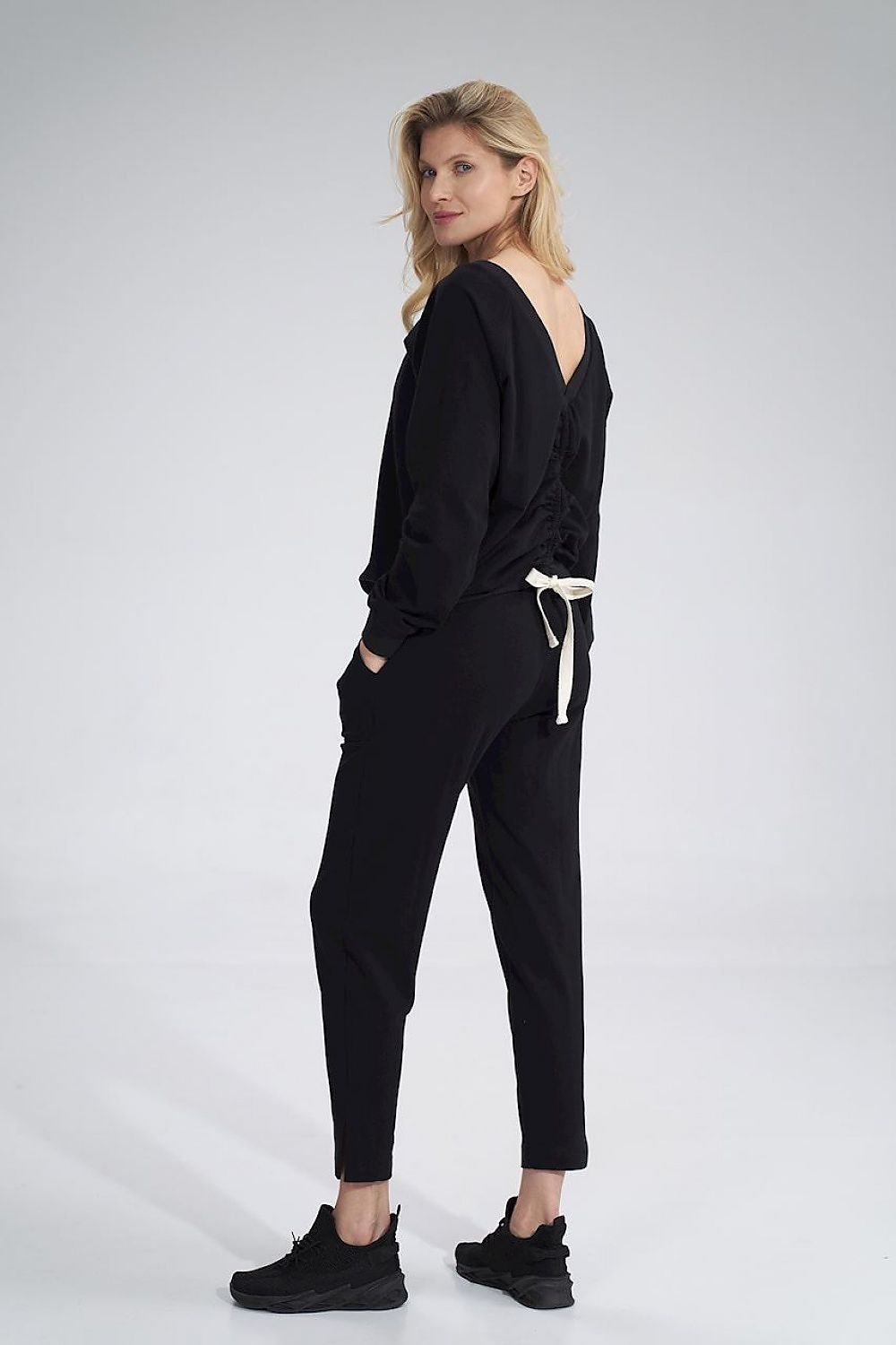 Sportanzug Hosen Model 155925 Figl