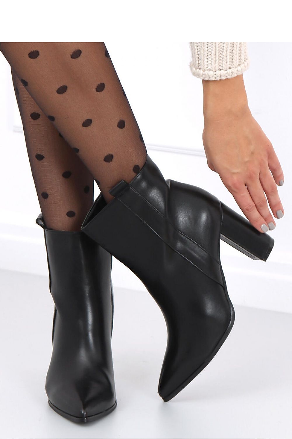 Stiefeletten mit Absatz Model 159286 Inello