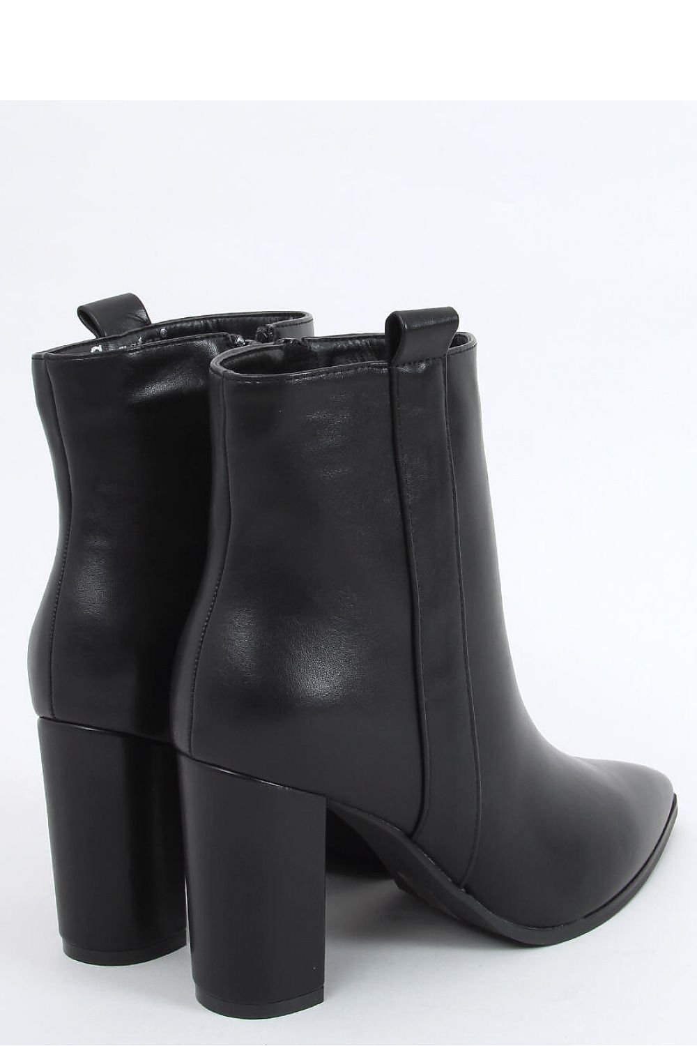 Stiefeletten mit Absatz Model 159286 Inello