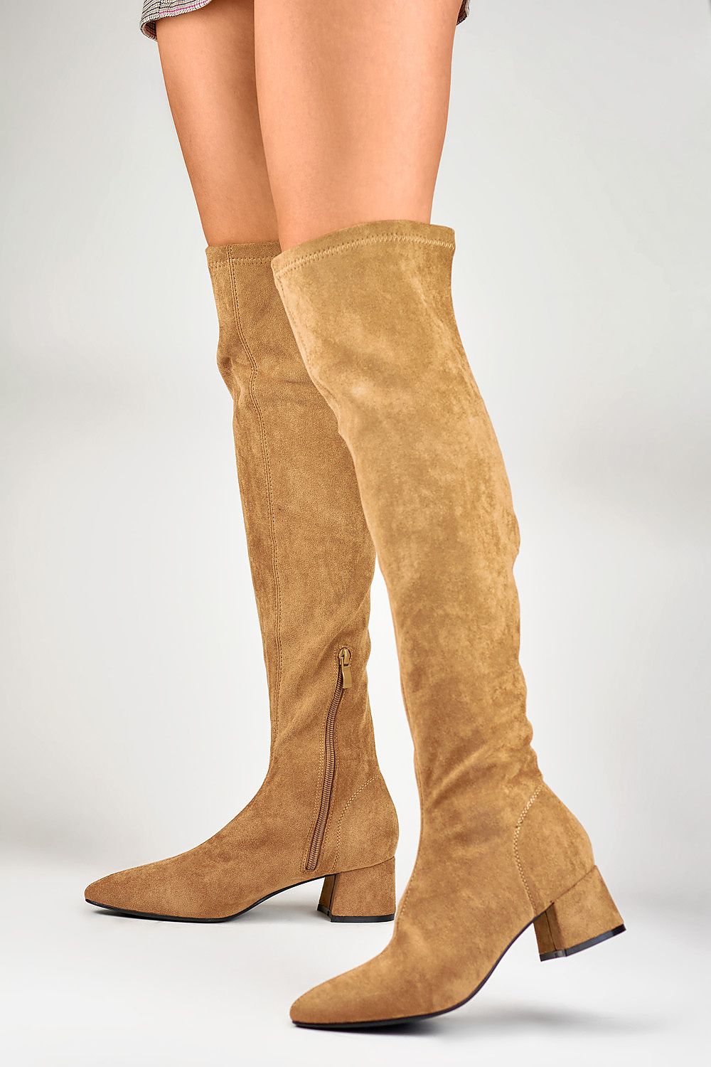 Stiefel mit Absätzen Model 189111 PRIMO