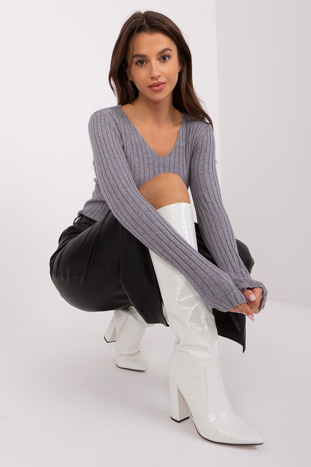 Pullover Model 189714 Factory Price