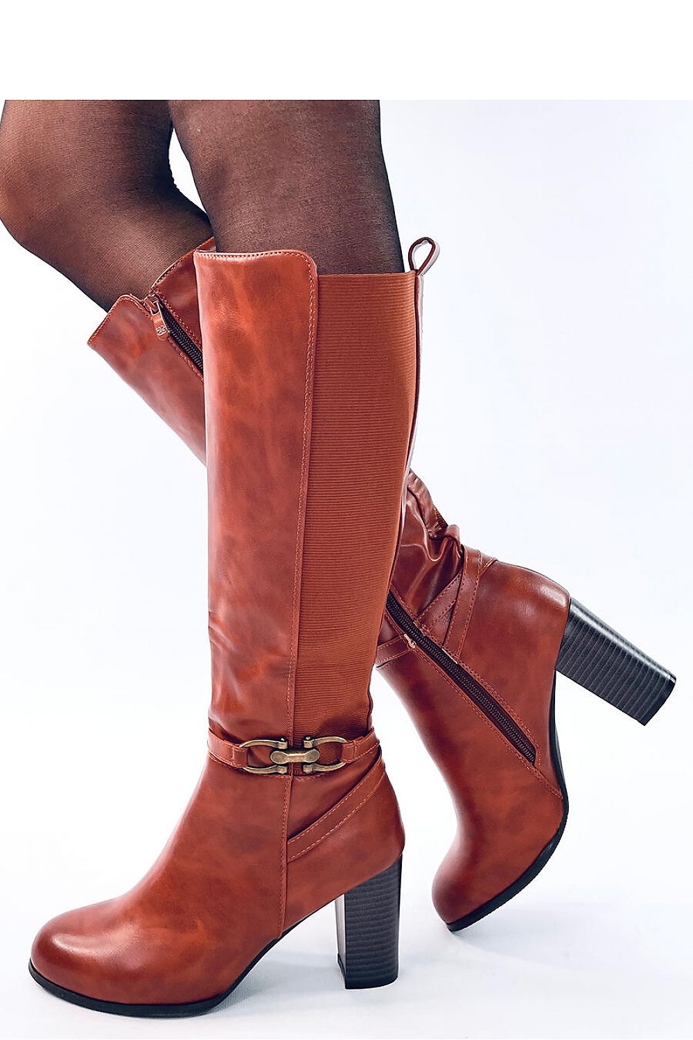 Stiefel mit Absätzen Model 190468 Inello