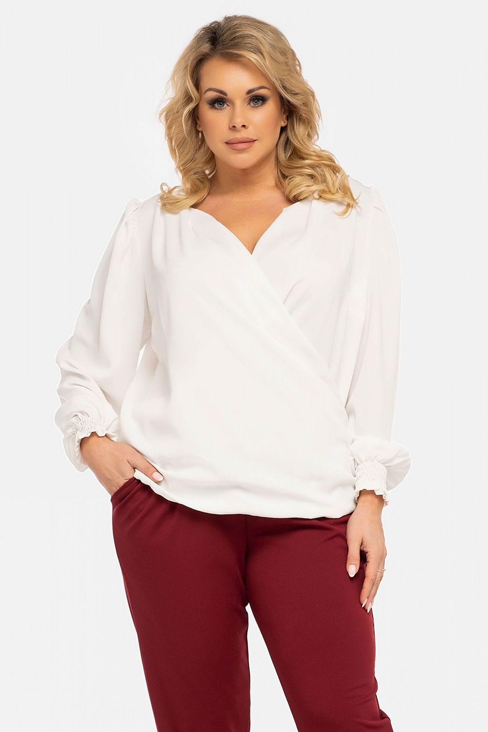 Plus-Size Bluse Model 190969 Karko