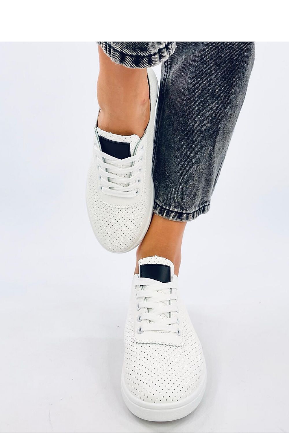 Sneakers Model 192186 Inello