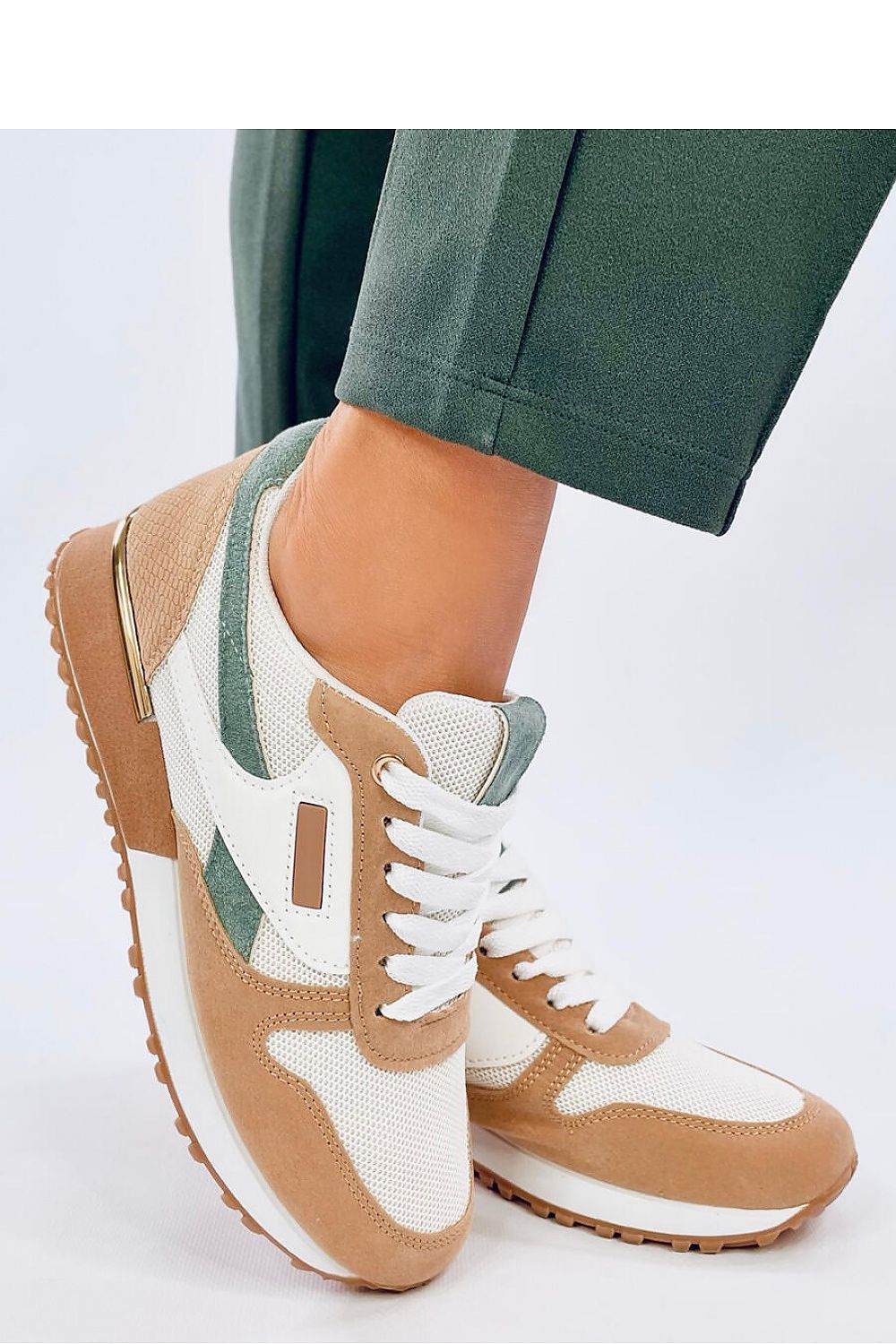 Sportschuhe Model 192584 Inello