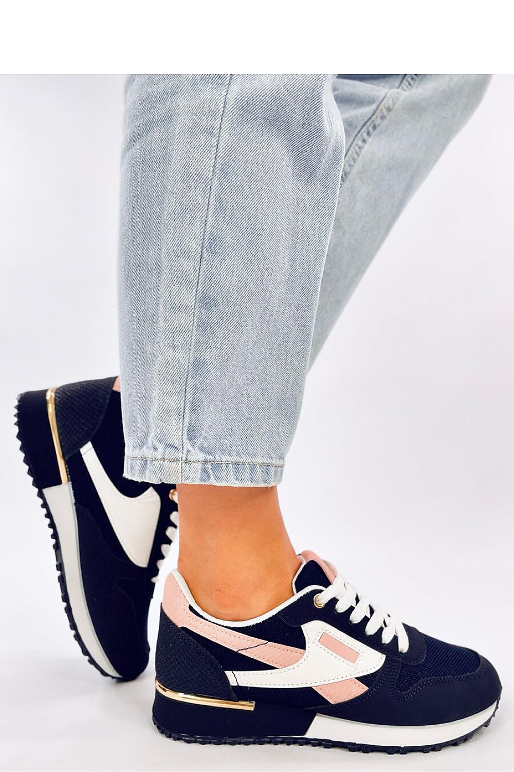 Sportschuhe Model 192585 Inello