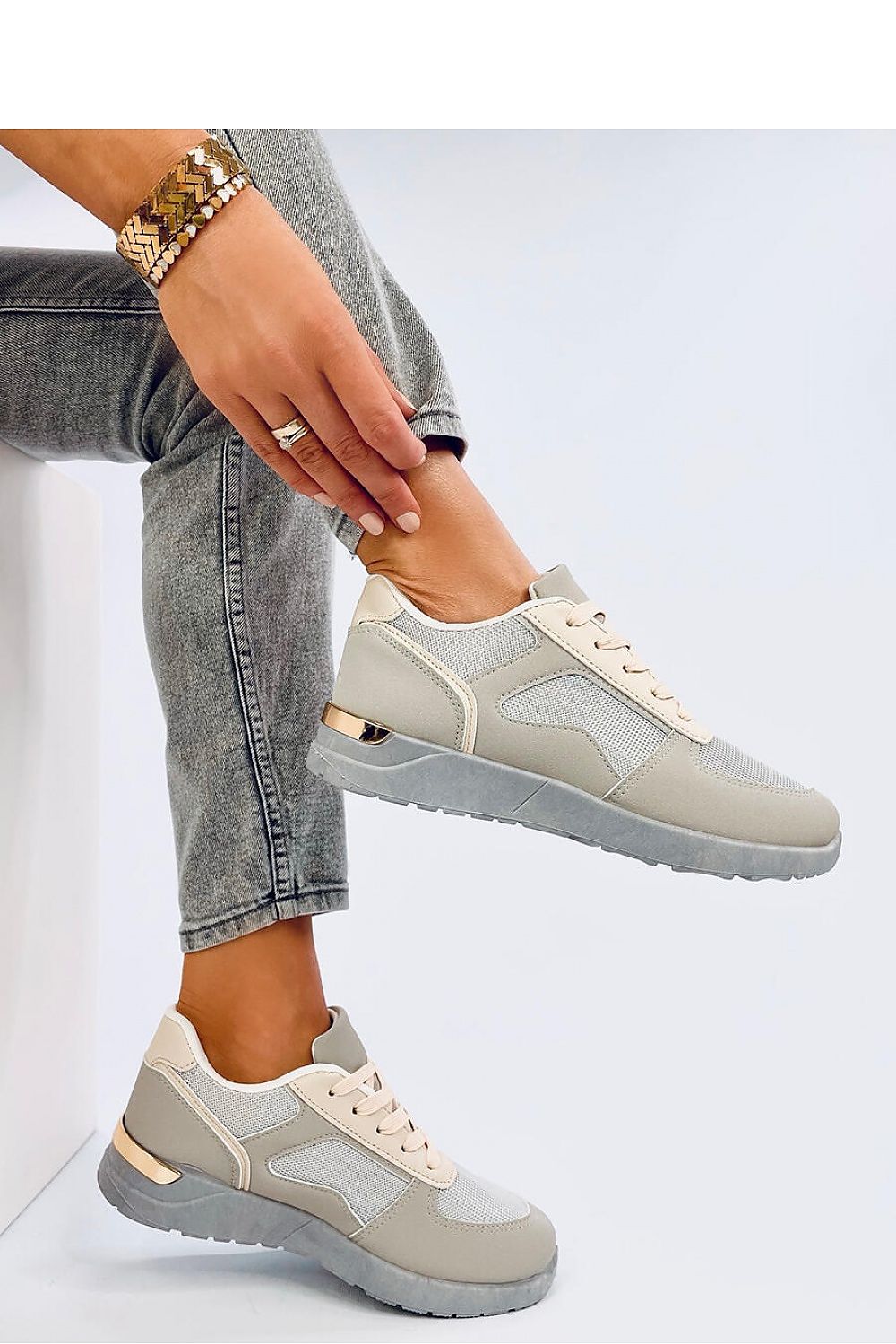 Sportschuhe Model 192604 Inello