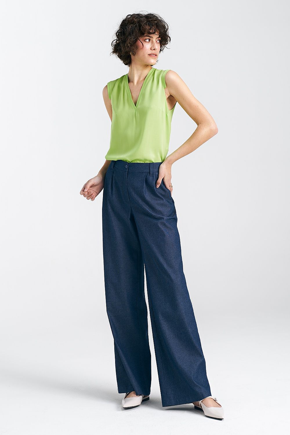 Lange Hose Model 192966 Nife