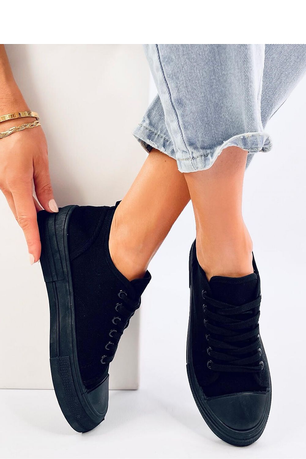 Sneakers Model 193363 Inello