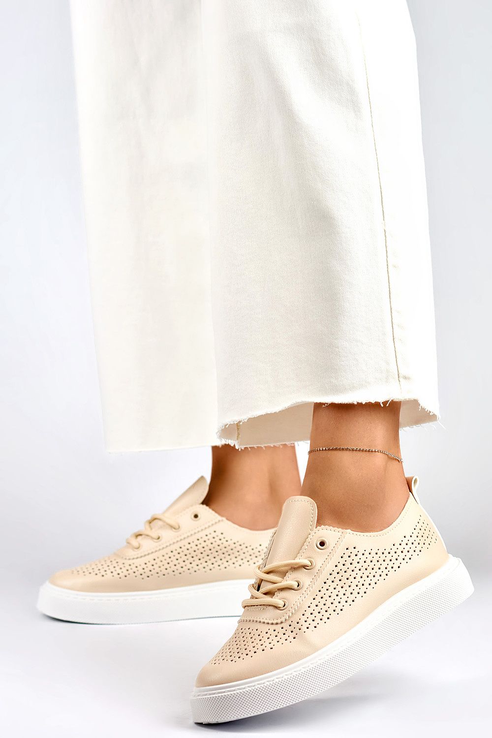 Sneakers Model 193734 PRIMO