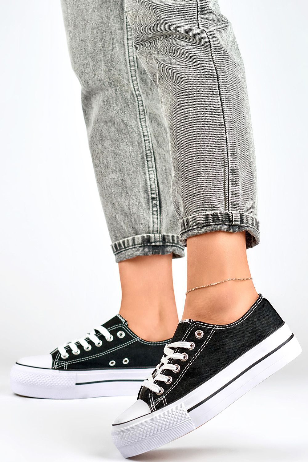 Sneakers Model 193738 PRIMO