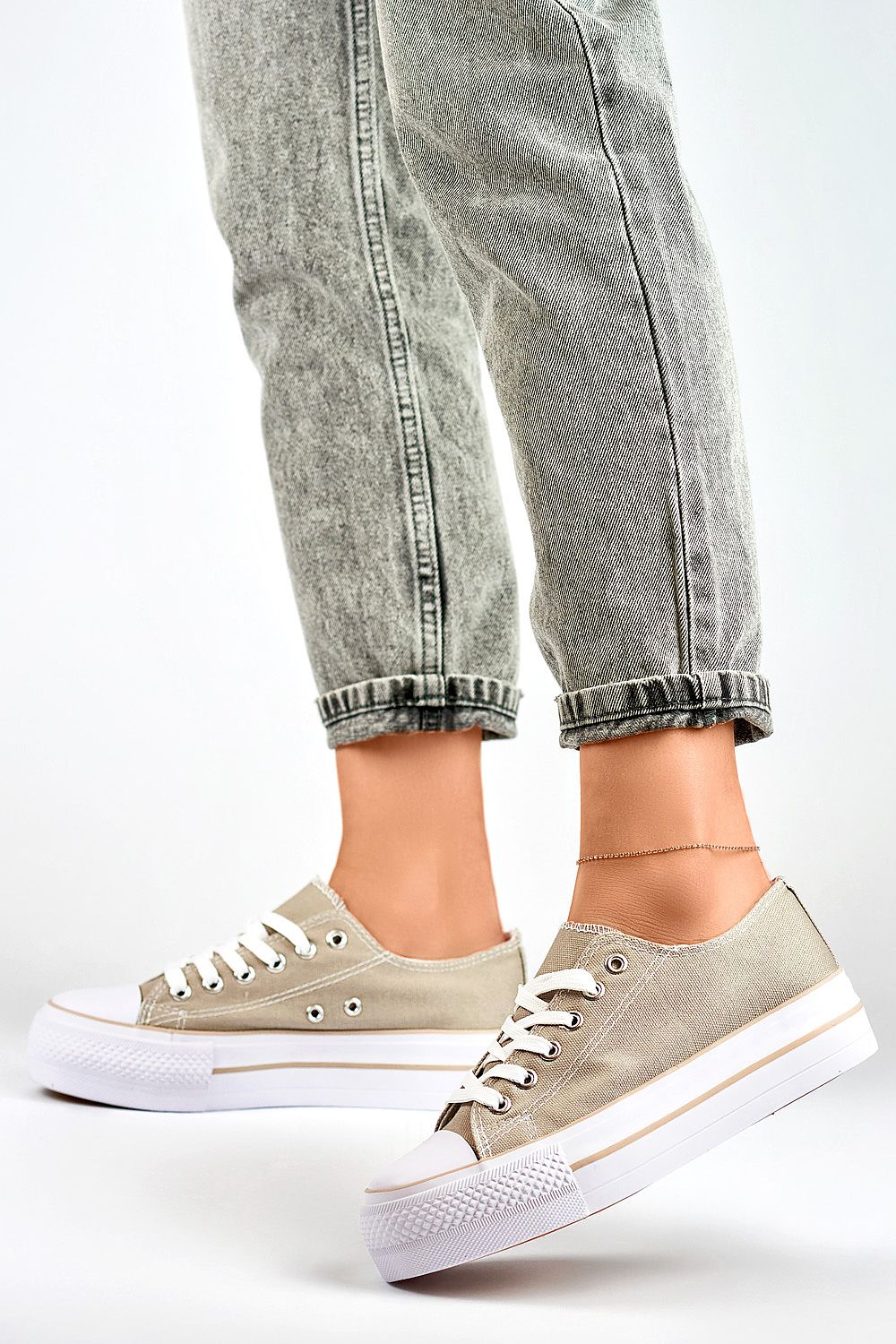 Sneakers Model 193740 PRIMO