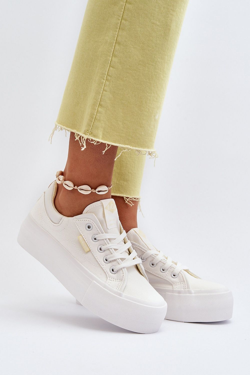 Sneakers Model 194147 Step in style