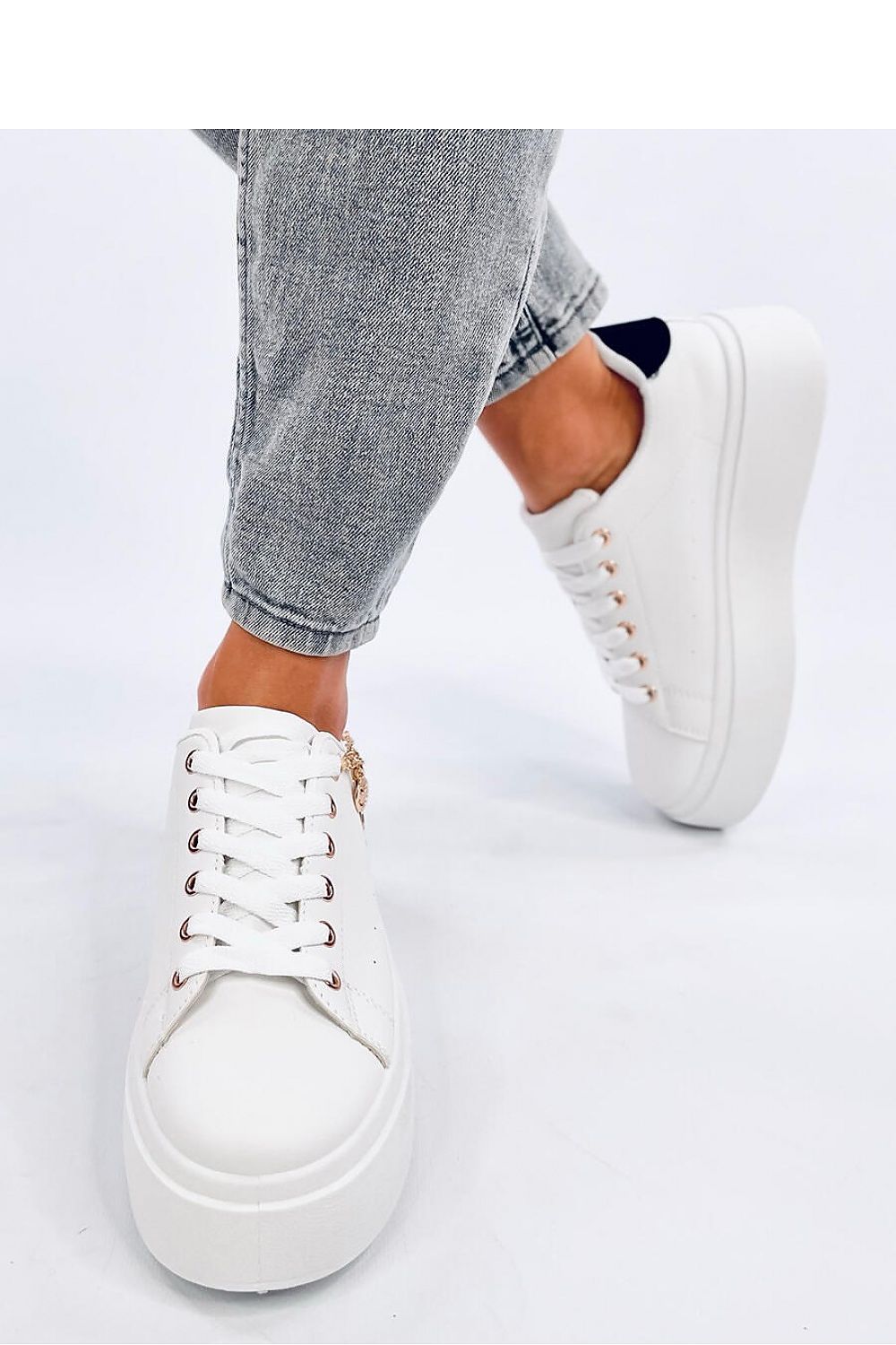 Sportschuhe Model 194238 Inello