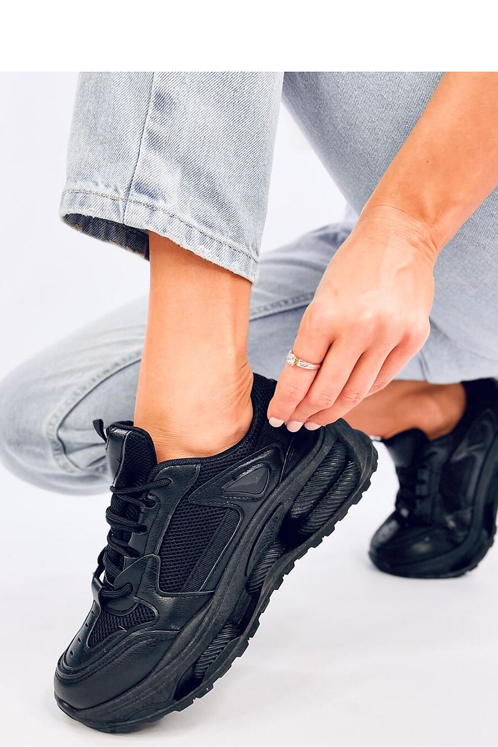 Sportschuhe Model 194245 Inello