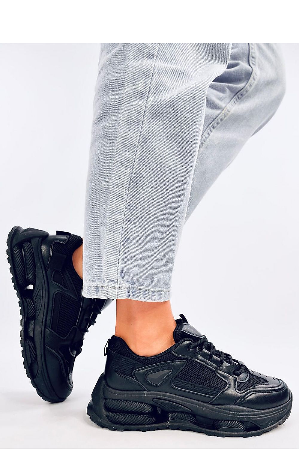 Sportschuhe Model 194245 Inello