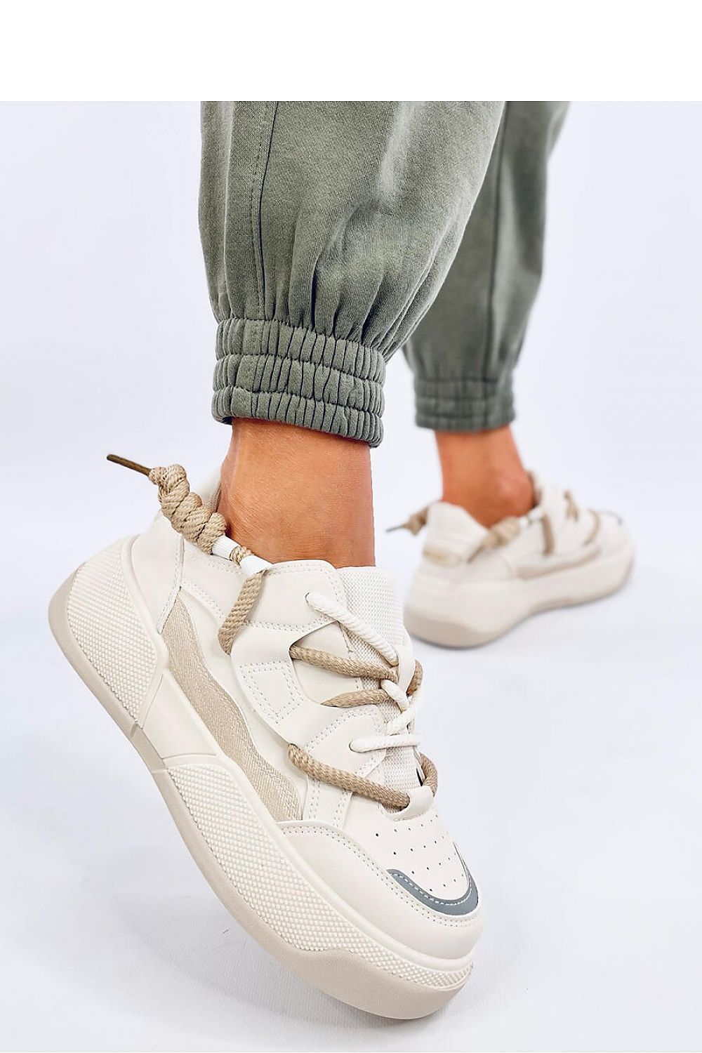 Sportschuhe Model 194246 Inello