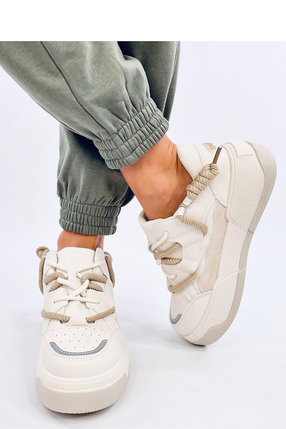 Sportschuhe Model 194246 Inello