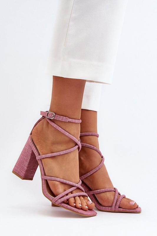 Sandalen mit Absatz Model 194394 Step in style