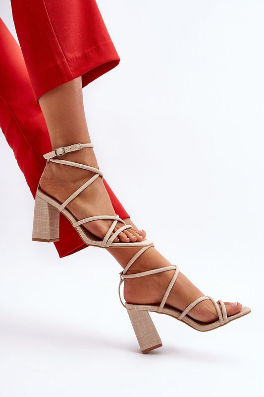 Sandalen mit Absatz Model 194395 Step in style