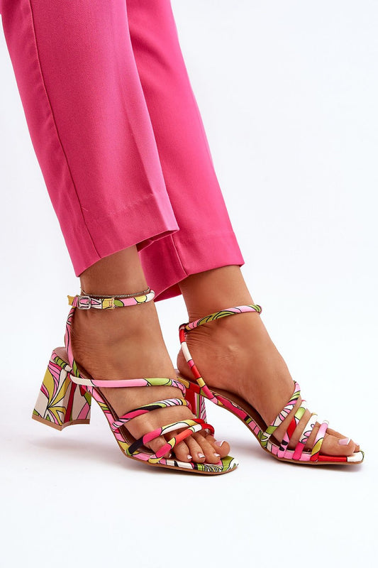 Sandalen mit Absatz Model 194396 Step in style