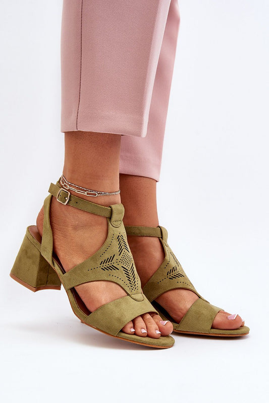 Sandalen mit Absatz Model 194489 Step in style