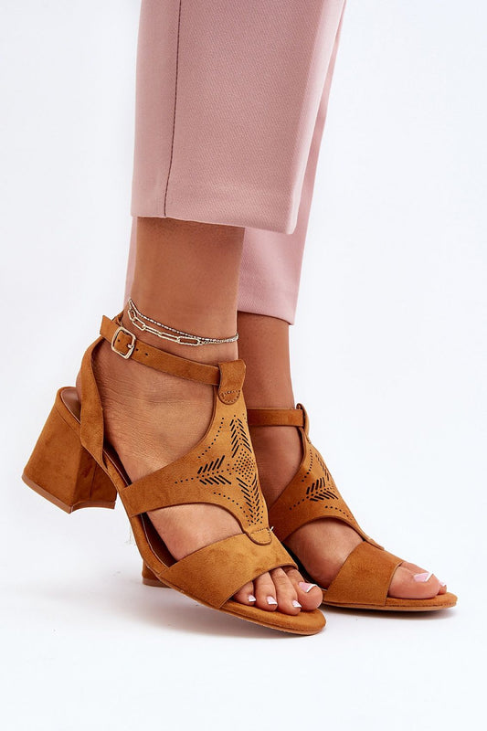 Sandalen mit Absatz Model 194491 Step in style