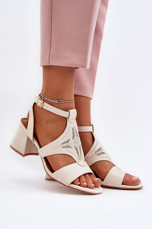 Sandalen mit Absatz Model 194492 Step in style